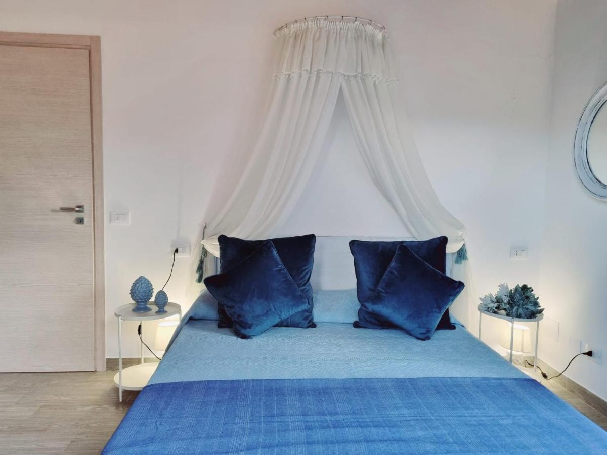 Apartmán Stazzo San Teodoro Piscina Condivisa Exteriér fotografie