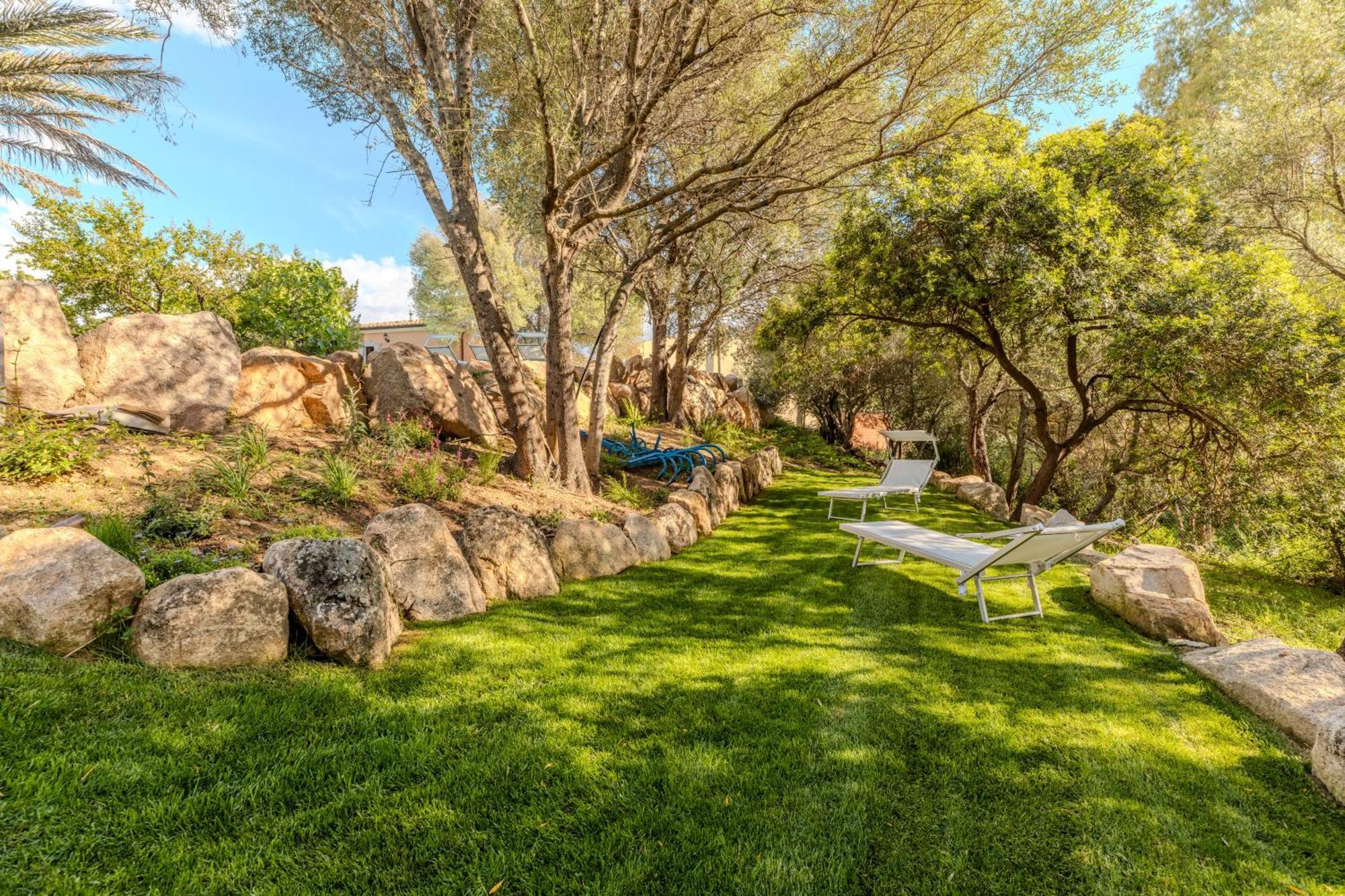 Apartmán Stazzo San Teodoro Piscina Condivisa Exteriér fotografie